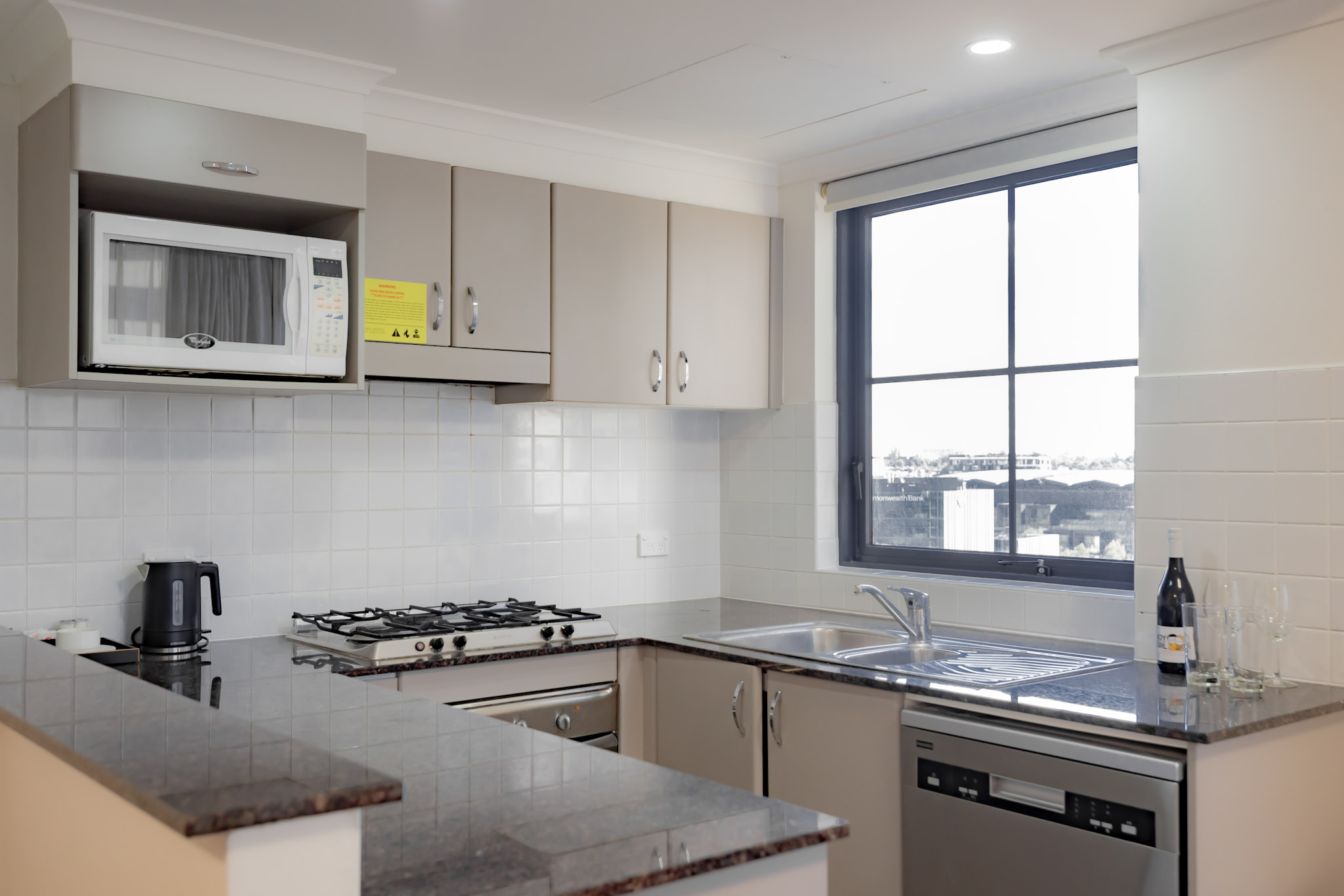 Premium Queen Room with Kitchen